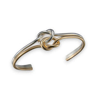 8220 - Knot in Knot Cuff